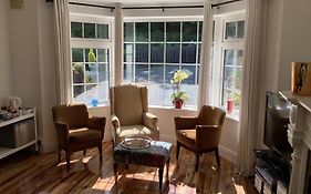 O' Sullivan'S B & B